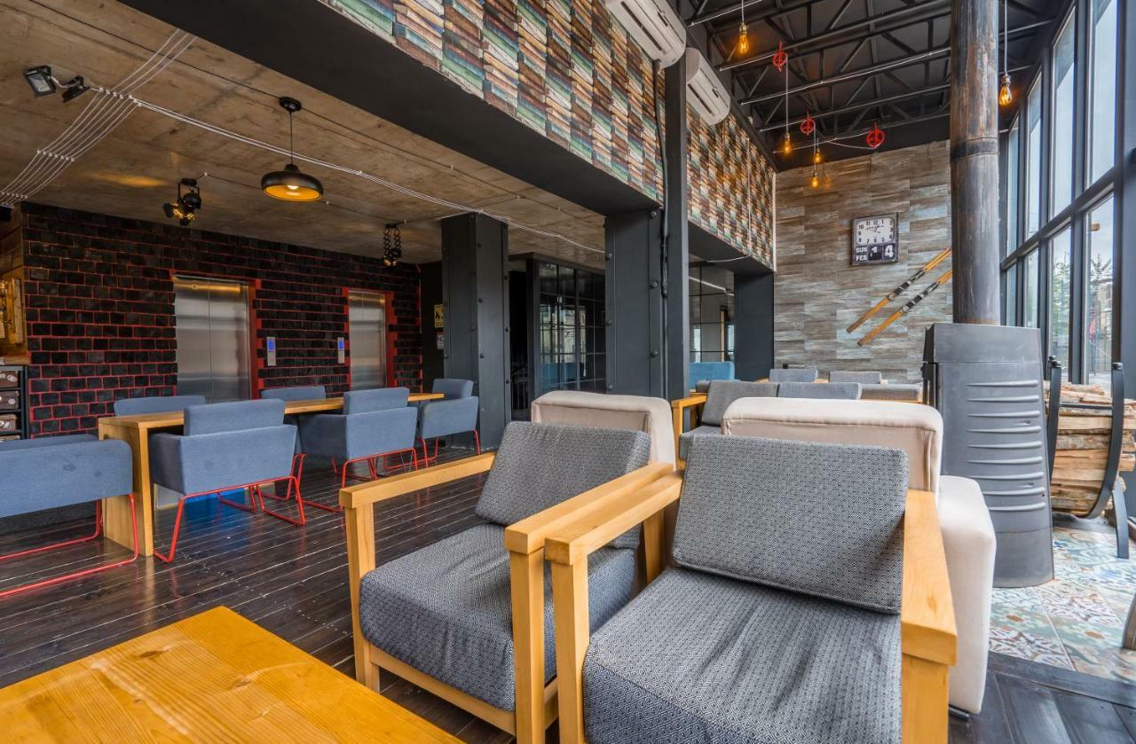 Kato'S Aparthotel Gudauri Mgzavrebi ภายนอก รูปภาพ