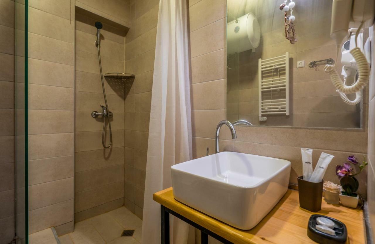 Kato'S Aparthotel Gudauri Mgzavrebi ภายนอก รูปภาพ