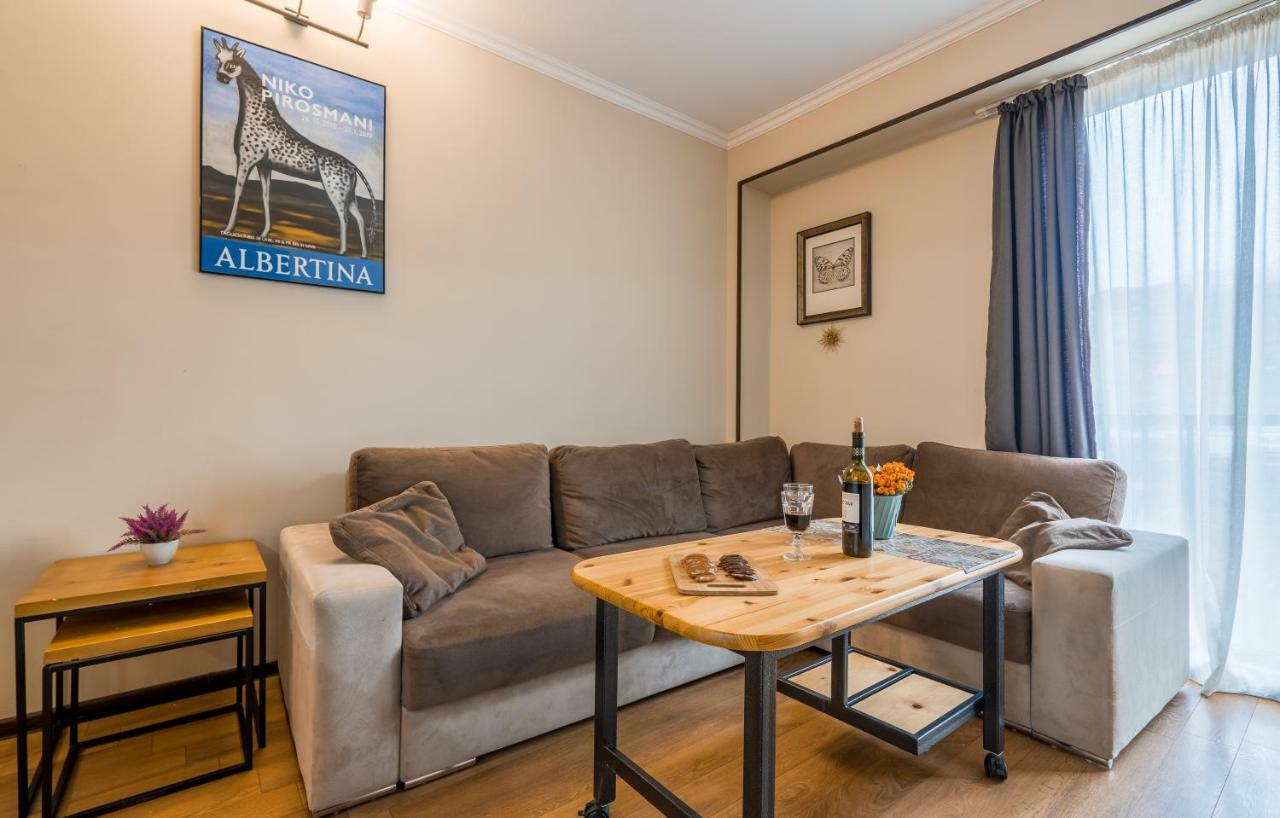 Kato'S Aparthotel Gudauri Mgzavrebi ภายนอก รูปภาพ