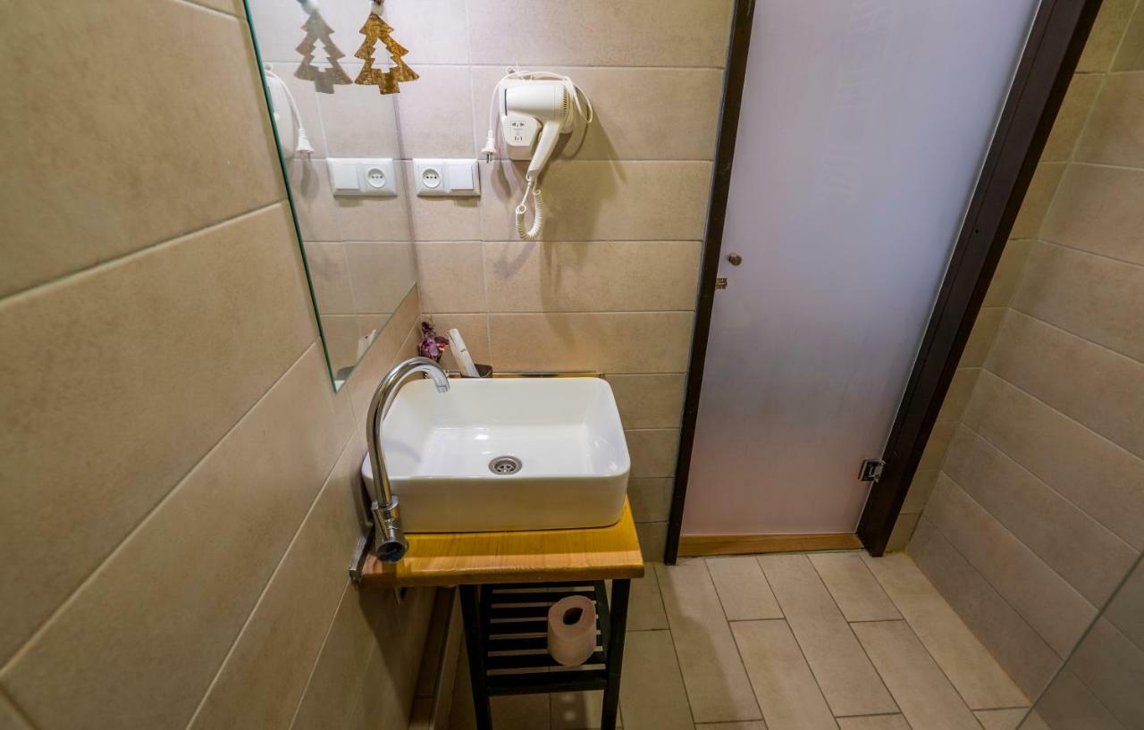 Kato'S Aparthotel Gudauri Mgzavrebi ภายนอก รูปภาพ