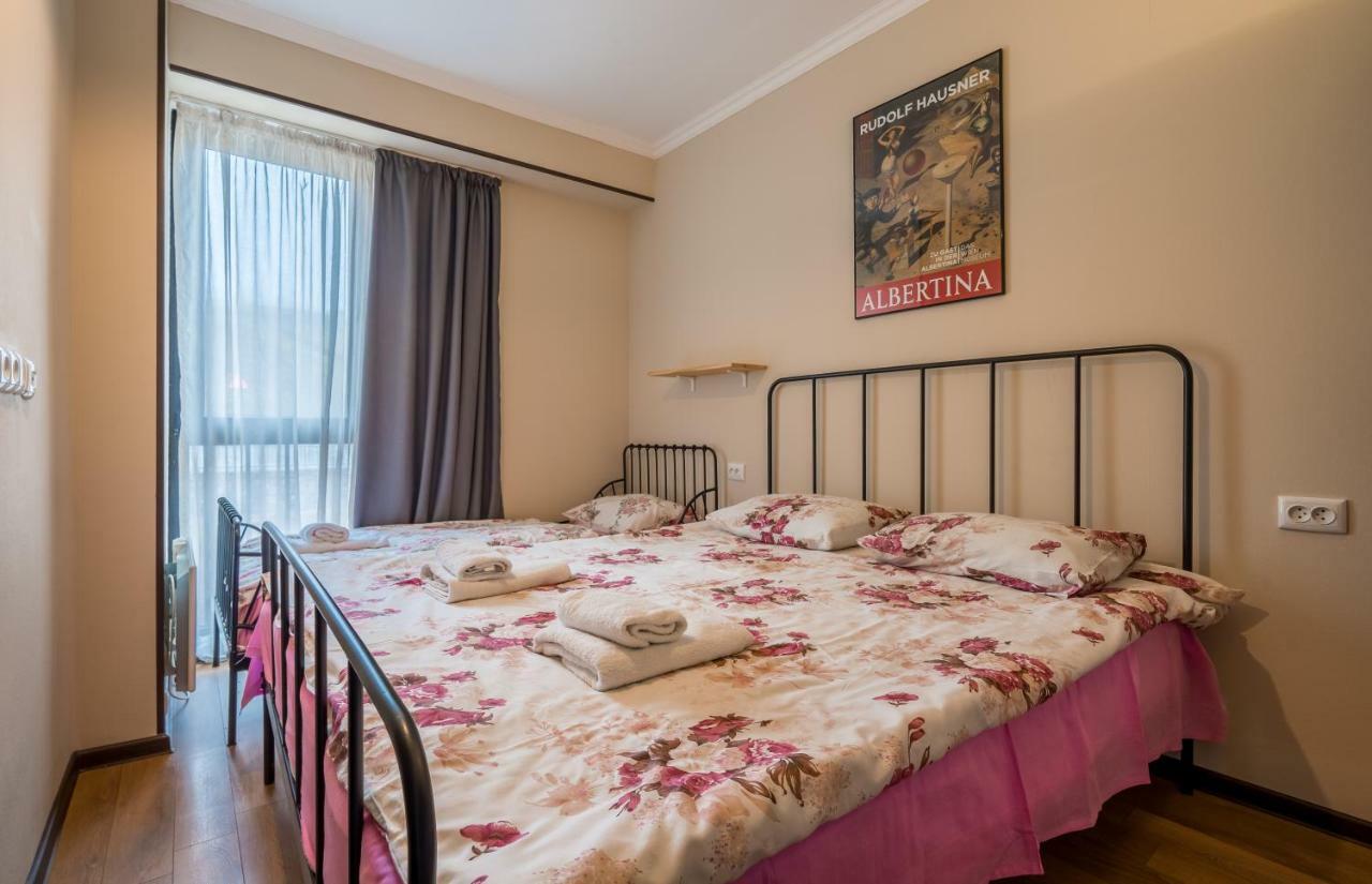 Kato'S Aparthotel Gudauri Mgzavrebi ภายนอก รูปภาพ