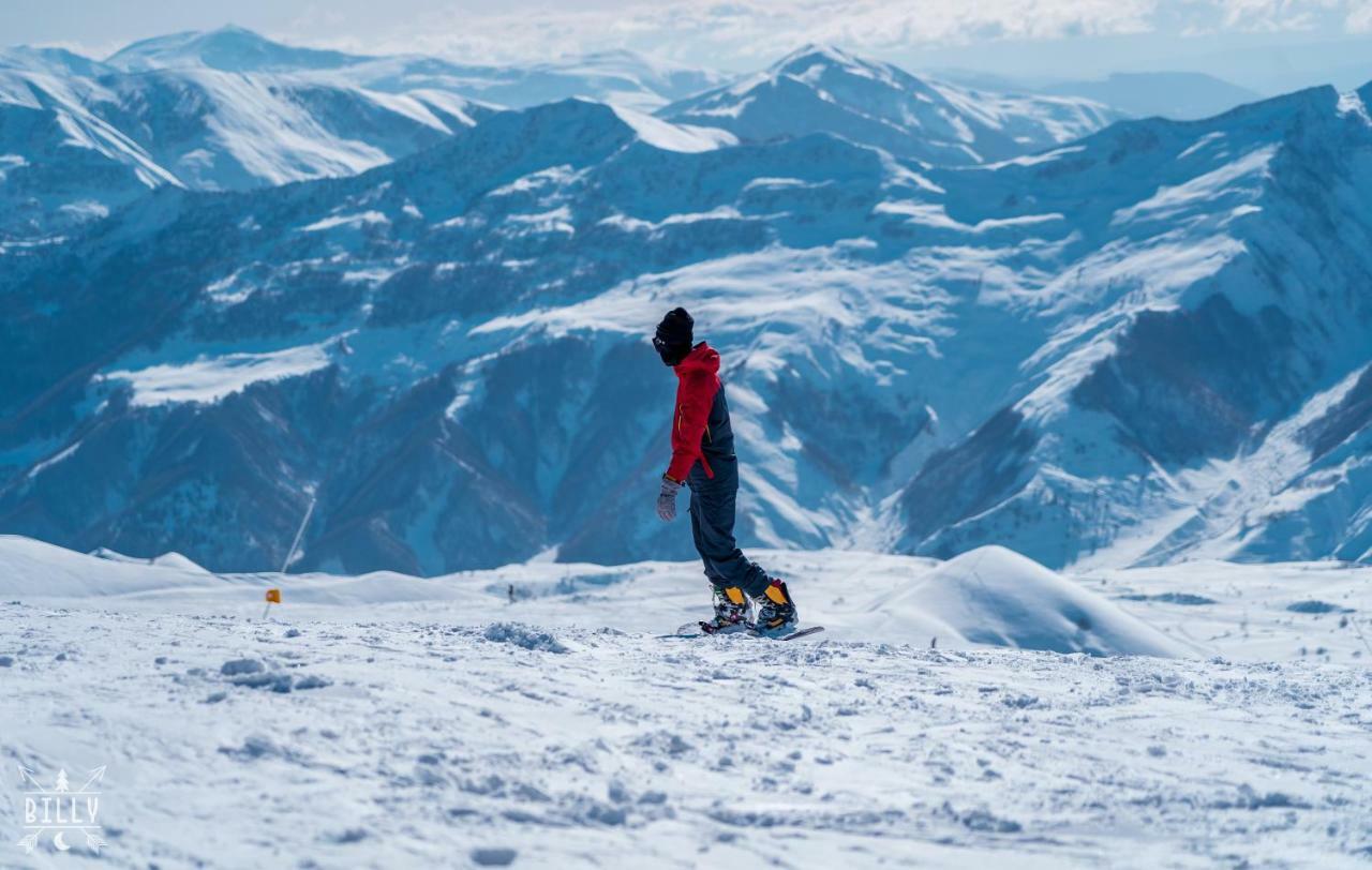 Kato'S Aparthotel Gudauri Mgzavrebi ภายนอก รูปภาพ